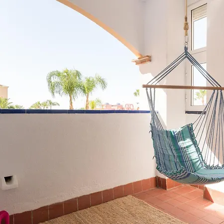 Boho Chic- Beachfront - Free Bikes - Salt Water Pool Apartment