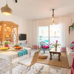 Boho Chic- Beachfront - Free Bikes - Salt Water Pool *