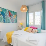 Boho Chic- Beachfront - Free Bikes - Salt Water Pool Daire Torremolinos