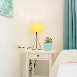 Boho Chic- Beachfront - Free Bikes - Salt Water Pool Daire *