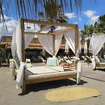 Boho Chic- Beachfront - Free Bikes - Salt Water Pool Daire Torremolinos