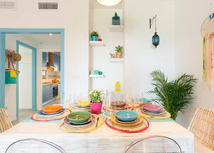 Appartamento Boho Chic- Beachfront - Free Bikes - Salt Water Pool Torremolinos