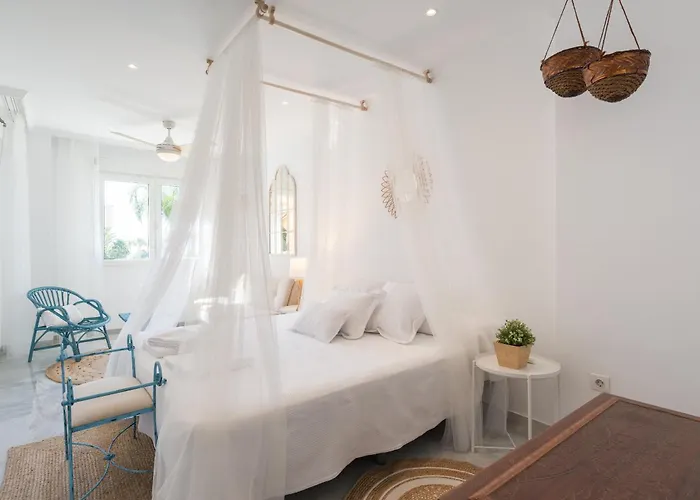 Apartamento Boho Chic- Beachfront - Free Bikes - Salt Water Pool