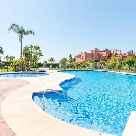 Boho Chic- Beachfront - Free Bikes - Salt Water Pool *