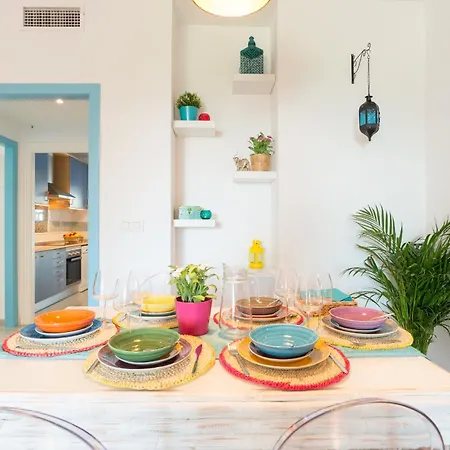 דירה Boho Chic- Beachfront - Free Bikes - Salt Water Pool טורמולינוס