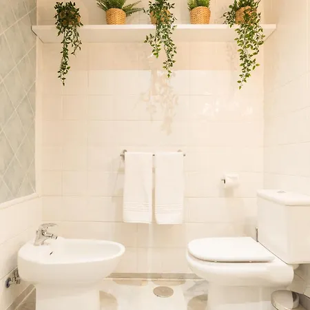 דירה Boho Chic- Beachfront - Free Bikes - Salt Water Pool