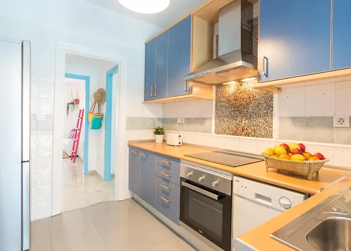 Boho Chic- Beachfront - Free Bikes - Salt Water Pool *