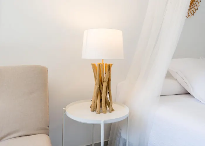 Boho Chic- Beachfront - Free Bikes - Salt Water Pool Appartement *