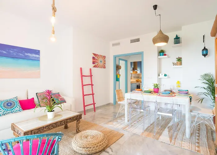 Boho Chic- Beachfront - Free Bikes - Salt Water Pool Torremolinos